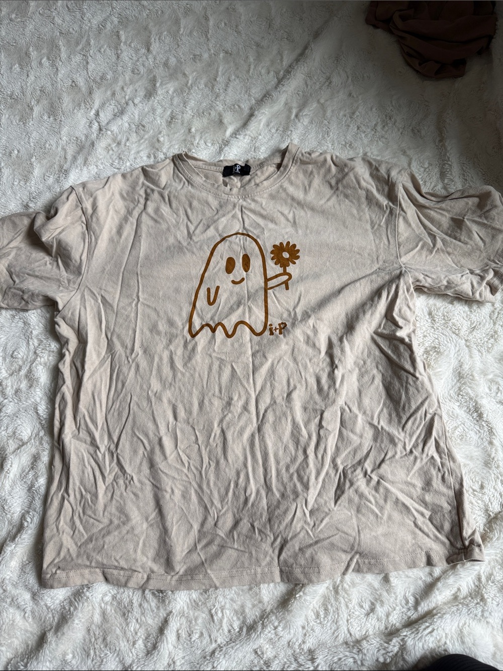 Indy and Pippa Adult sz M Beige Graphic Ghost Tee with Sunflower